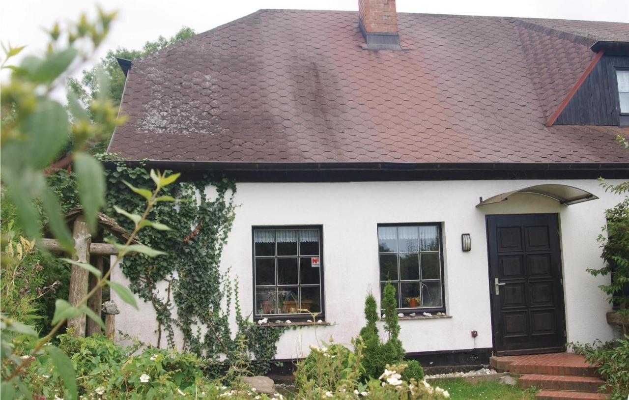 Awesome Home In Sassnitz With Kitchen Exterior foto
